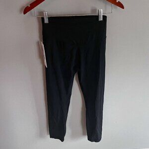 Sunzel Size M Black Scrunch Butt Leggings NWT